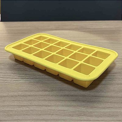 Forma de gelo - 18 cubos - Amarelo