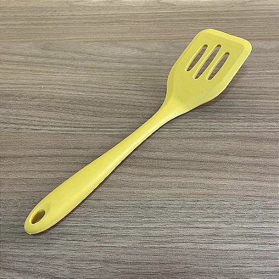 Espátula Vazada de Silicone Duplo - Amarela