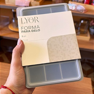 Forma para Gelo 15 Cubos - Silicone - Cinza