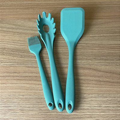 Kit Utensílios de Silicone Verde – Pincel + Pegador de Macarrão + Espátula Lisa