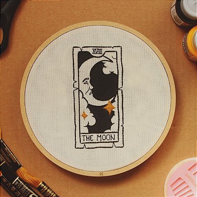 Quadro / Bastidor bordado - Carta de Tarot - Lua