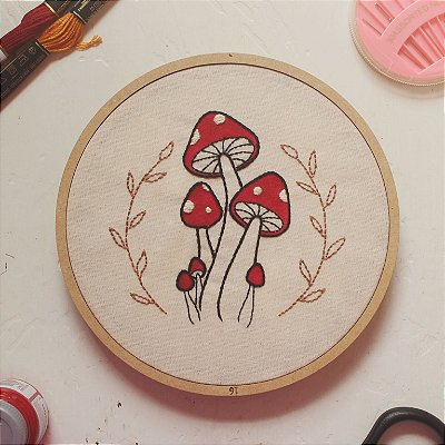 Quadro / Bastidor bordado - Cogumelos