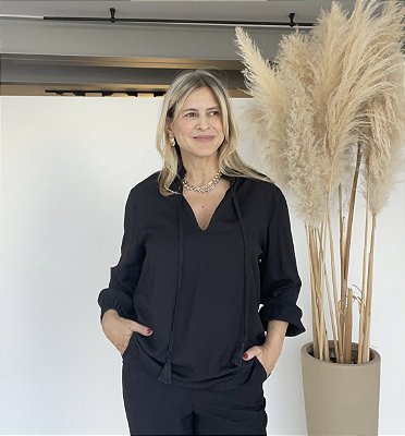 BLUSA CLEO PRETA