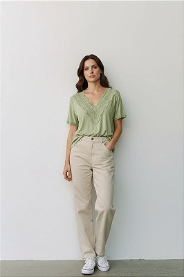 BLUSA DECOTE V GUIPIR VERDE