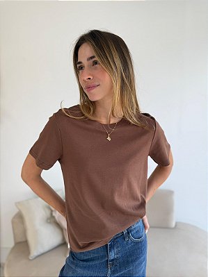 T-SHIRT CAROL MARROM