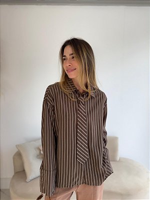 CAMISA LISTRADA ADRIANA MARROM