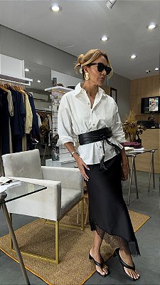 SAIA CETIM COM RENDA PRETA