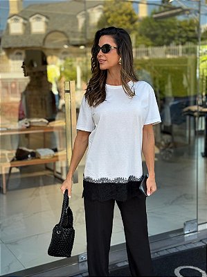 CAMISETA COM RENDA MAYA BRANCA