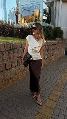 SAIA CETIM COM RENDA MARROM