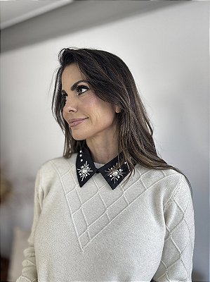 GOLA BORDADA PRETO