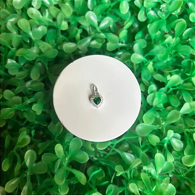 CORAÇÃO VERDE COM ZIRC. AO REDOR - P104 ( Prata 925 )