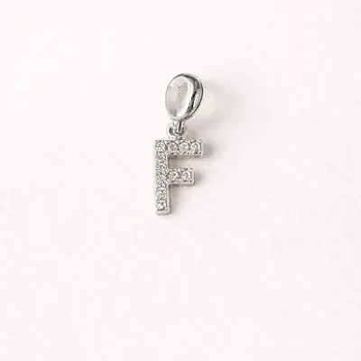 Berloque com letra F cravejado de zircônia BQ028 ( Prata 925 )