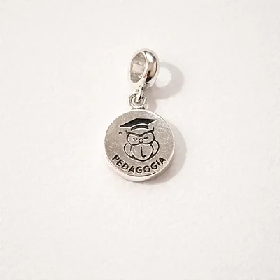 Berloque curso PEDAGOGIA - Placa redonda BQ131 ( Prata 925 )