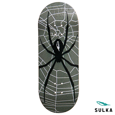 Deck marca Sulka modelo ''Black Widow'' 34mm *New Mold* formato ''Regular'' Heat Transfer Real Wear