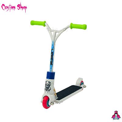 Finger Scooter marca *Custom* cor Branco