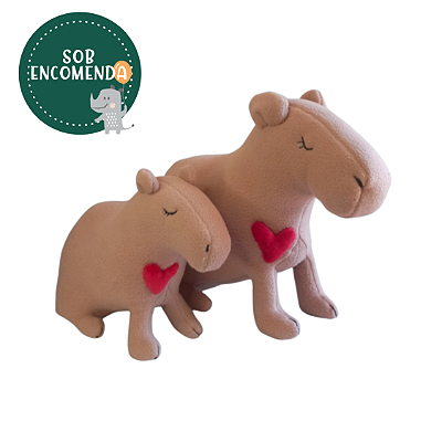 Bichinho de Pano - CAPIVARA MÃE NOÊMIA em Plush