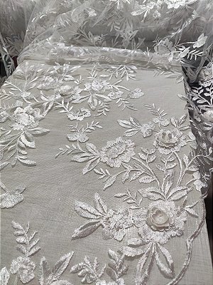 TULE BORDADO 3D - BRANCO