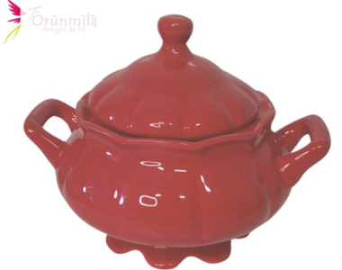 Sopeira cor vermelha