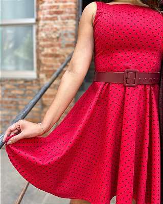 VESTIDO RODADO SESSENTINHA CORAÇÃO VERMELHO