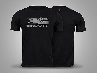 Camiseta Estampa Aventura Trekking Marca Gadoott Preto