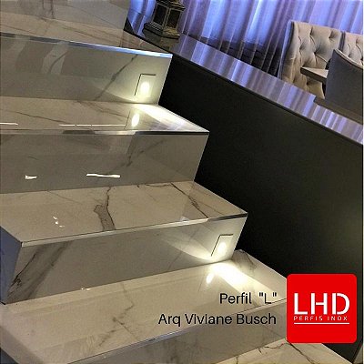 Perfil Protetor de Canto L Inox Prata para Acabamento de Cantos de Porcelanatos em paredes, escadas e soleiras