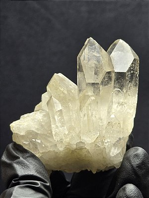 Drusa de Quartzo Entalhado Ísis Portal Estelar Arco-Íris - Cod. DRU 445