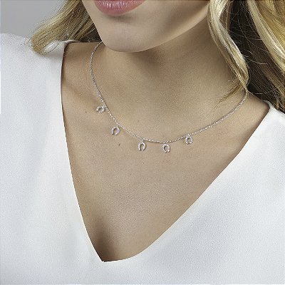 Colar  mini ferraduras zircônia  carvejada prata 925.