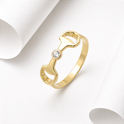 Anel pingente ferradura zircônia cravejada prata 925 banhado ouro 18k.