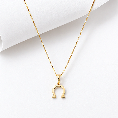Colar ferradura ponta quadrada ouro 18k