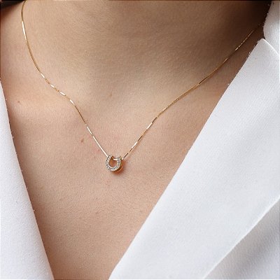 Colar ferradura zirconia cravejada ouro 18k