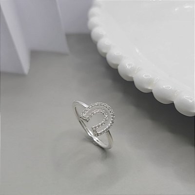 Anel ferradura cravejado em prata 925