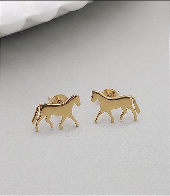 Brinco cavalo prata 925 banhado a ouro