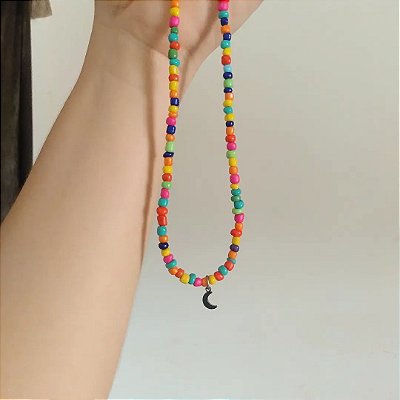 Choker Lunar ~ Lua minguante com miçangas coloridas