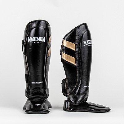 Caneleira de Muay Thai e Kickboxing Preta Detalhes Dourado