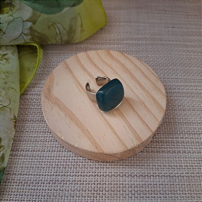 Anel Prateado com Resina Esmeralda (n 18)
