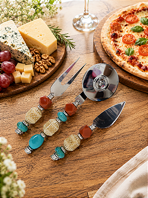 Kit Cortador de pizza e espeto de Queijo 3 peças
