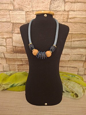 Colar de Corda Náutica Azul com Resina Rose e Azul