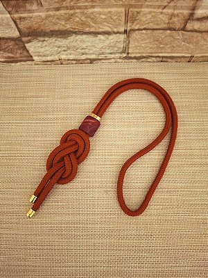 Colar de Corda Náutica Vermelho com Resina