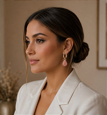 Brinco Pendente com Resina Gota Nude