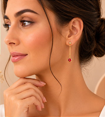 Brinco Pendente Dourado com Strass Vermelho
