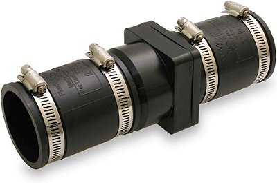 Válvula de retenção de bomba de poço de plástico SUPPLY GIANT TQDW44 com adaptadores de PVC e grampos de aço inoxidável, 2 pol. X 2 pol., Preto