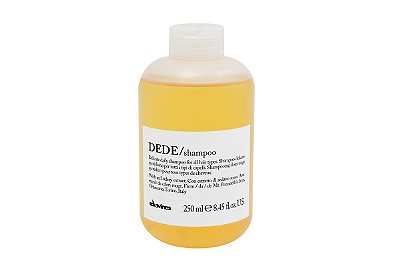 Shampoo Davines DEDE, Limpeza Diária Delicada para Todos os Tipos de Cabelo, Equilíbrio e Adiciona Brilho