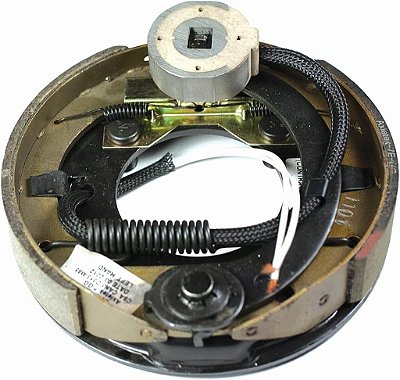 Montagem do freio elétrico de mão esquerda Husky Liners Husky 30789 pintado de preto 7 x 1.25 - (Capacidade de eixo de 600 lb. a 2200 lb.)