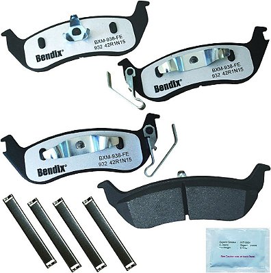 Pastilhas de freio traseiras metálicas de serviço severo Bendix Fleet Metlok para Mercury/Ford Grand Marquis 2003-2008 (MKD932FM)