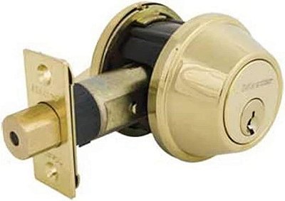 Trava noturna Master Lock DSNRN0603PBOX Nightwatch com cilindro de proteção contra batidas, em latão polido