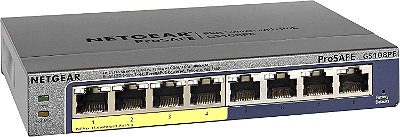 Switch Ethernet Gigabit Plus NETGEAR de 8 portas com PoE (GS108PEv3) - Gerenciado, com 4 x PoE @ 53W, para Desktop ou Fixação em Parede, e Proteção Vitalícia Limitada