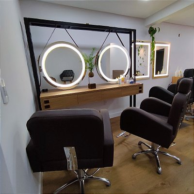 Bancada estilo Industrial para salão de beleza (2 espelhos duplos com led)