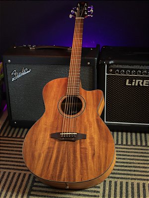Violão Seizi Supreme Ryu Mirai + pedal mini universe + correia