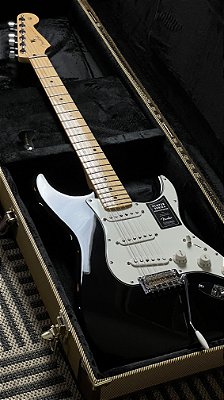Guitarra Fender Player Series Stratocaster MN 0144502506 Black