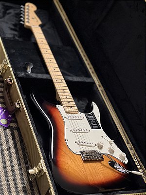 Guitarra Fender Player Stratocaster MN 0144502500 3 Color Sunburst
